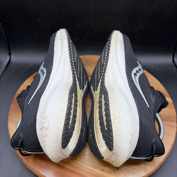 Saucony Triumph 21 Womens Size 9.5 Running Shoes Black White Sneakers S10881-10 - Picture 6 of 8